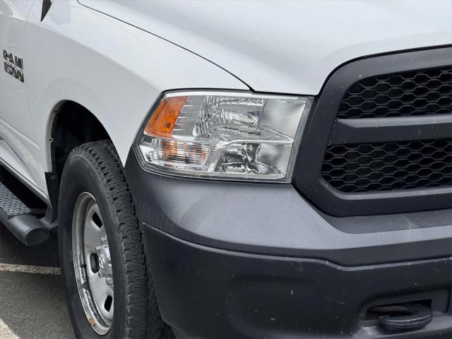 2017 RAM 1500 Tradesman Crew Cab 4x4 57 Box 2017 RAM 1500 Tradesman Crew Cab 4x4 57 Box