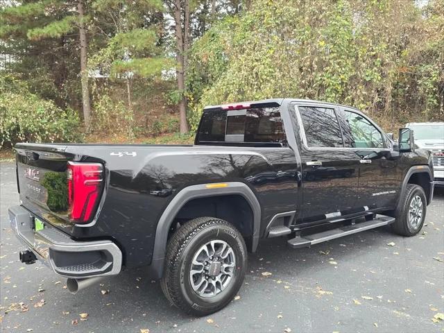 2026 GMC Sierra 2500HD Crew Cab, Standard Bed, SLT, 4WD
