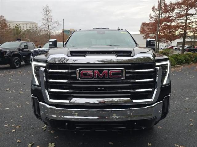 2026 GMC Sierra 2500HD Crew Cab, Standard Bed, SLT, 4WD