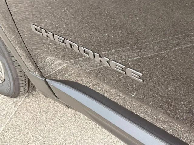 2026 Jeep Cherokee Laredo 4x4