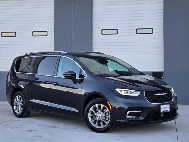 2021 Chrysler Pacifica Touring L AWD for sale in PORTLAND, OR