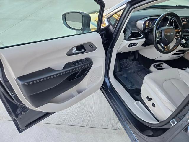 2021 Chrysler Pacifica Touring L AWD