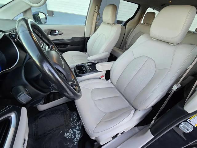2021 Chrysler Pacifica Touring L AWD