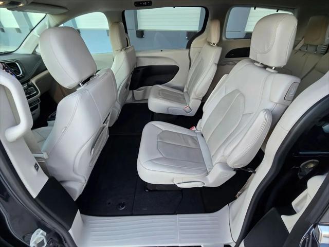 2021 Chrysler Pacifica Touring L AWD