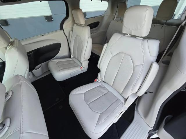 2021 Chrysler Pacifica Touring L AWD