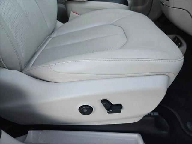 2021 Chrysler Pacifica Touring L AWD