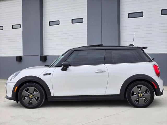 2024 MINI SE Hardtop Cooper