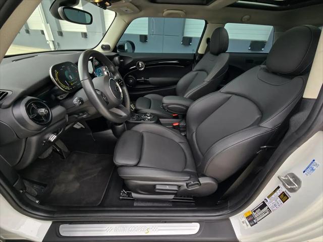 2024 MINI SE Hardtop Cooper