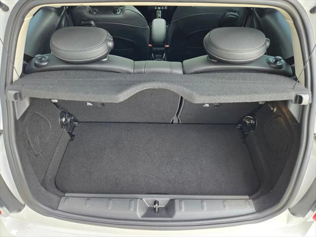 2024 MINI SE Hardtop Cooper