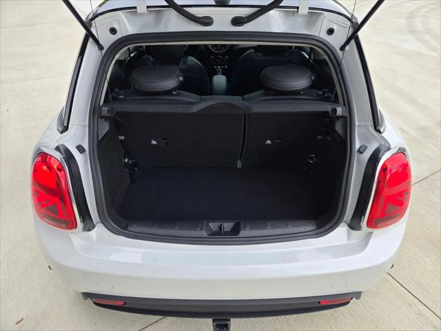 2024 MINI SE Hardtop Cooper
