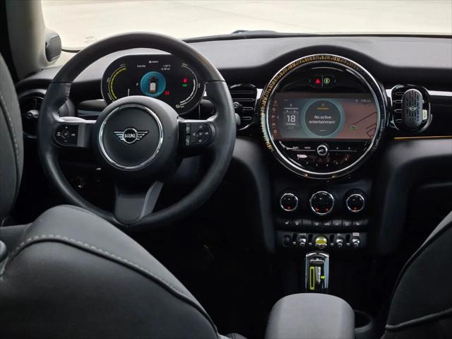 2024 MINI SE Hardtop Cooper