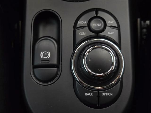 2024 MINI SE Hardtop Cooper