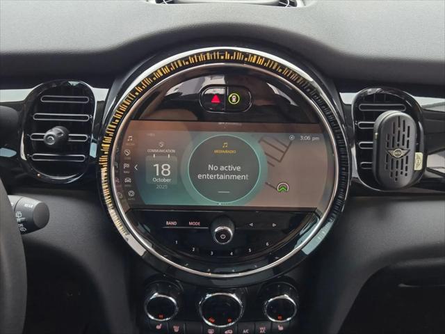 2024 MINI SE Hardtop Cooper