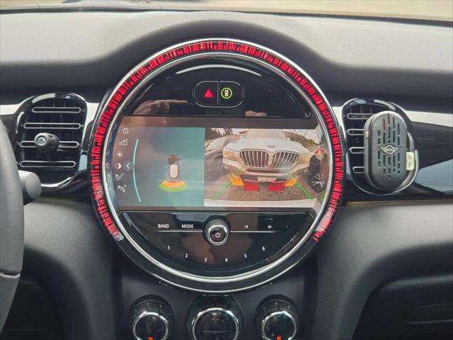 2024 MINI SE Hardtop Cooper