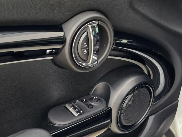 2024 MINI SE Hardtop Cooper