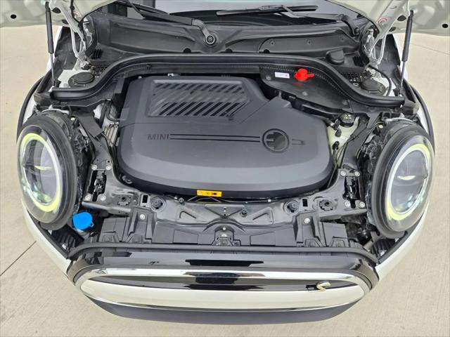 2024 MINI SE Hardtop Cooper