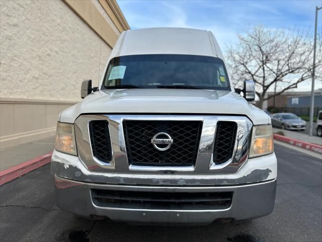 2014 Nissan 2500 SV V8