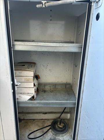 2016 Ford E-350 Cutaway E-350