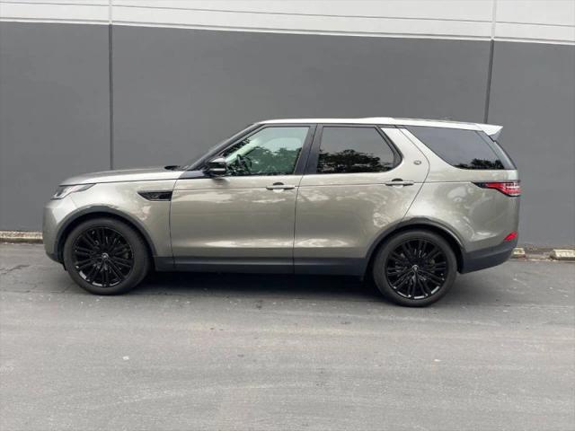 2017 Land Rover Discovery FIRST EDITION