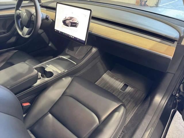 2022 Tesla Model 3 Rear-Wheel Drive