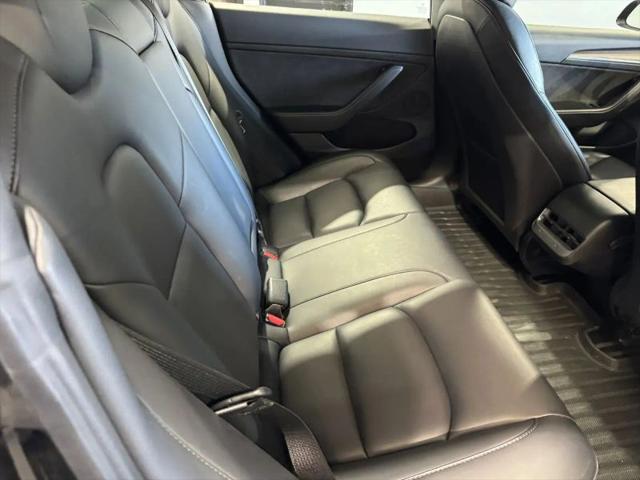 2022 Tesla Model 3 Rear-Wheel Drive