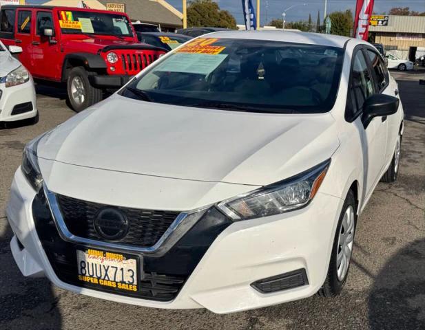 2020 Nissan Versa S Xtronic CVT