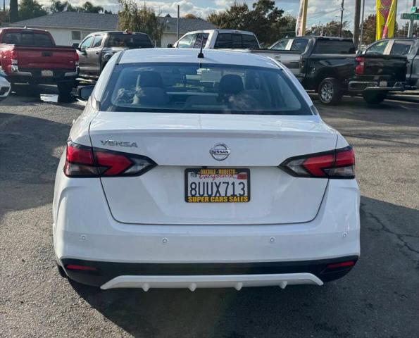 2020 Nissan Versa S Xtronic CVT