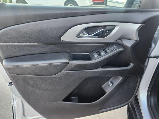 2021 Chevrolet Traverse AWD LT Cloth