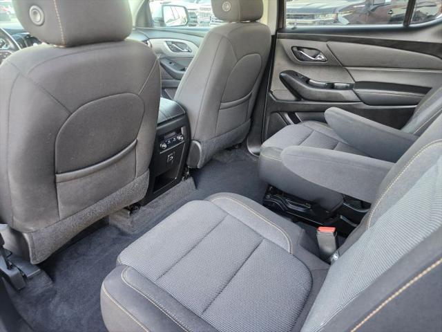 2021 Chevrolet Traverse AWD LT Cloth