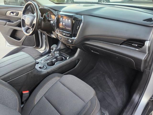 2021 Chevrolet Traverse AWD LT Cloth