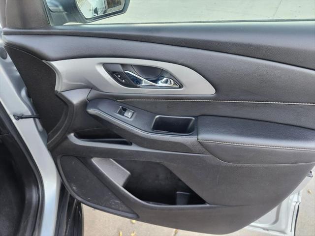 2021 Chevrolet Traverse AWD LT Cloth
