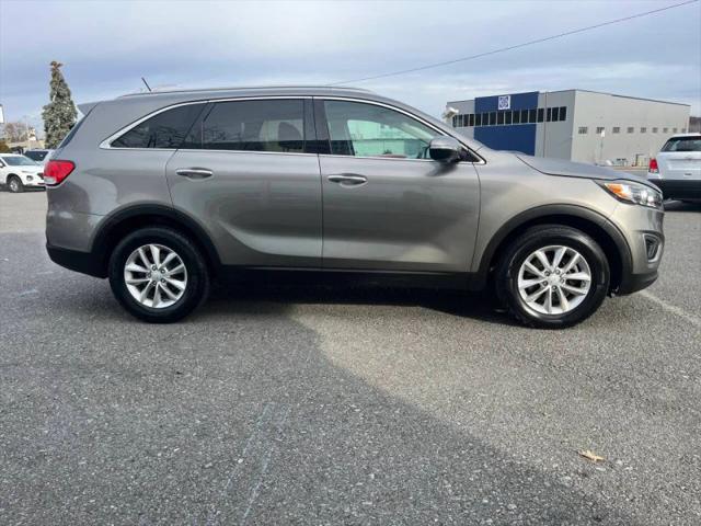 2017 Kia Sorento 2.4L LX