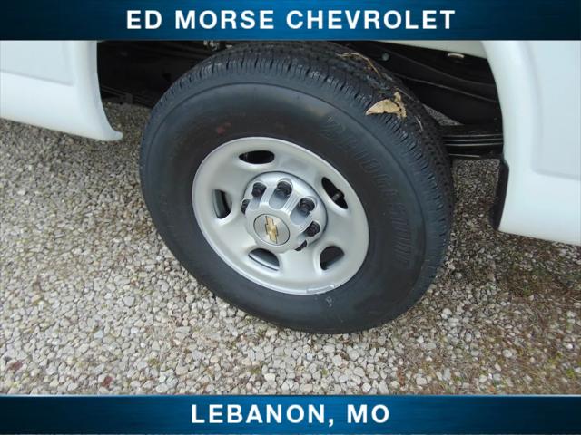 2025 Chevrolet Express Cargo Van RWD 2500 Regular Wheelbase WT