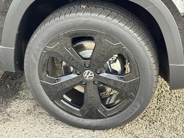2026 Volkswagen Taos SEL