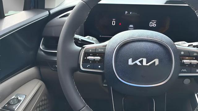 2026 Kia Carnival MPV LXS