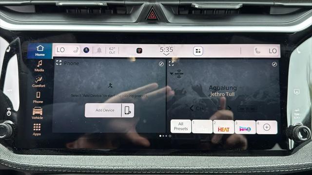 2026 Jeep Cherokee Laredo 4x4