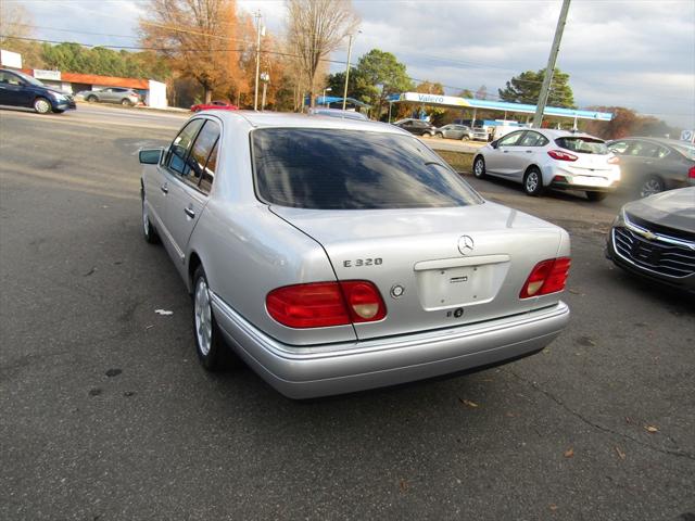 1997 Mercedes-Benz E 320 E320