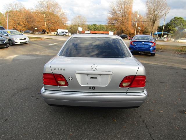 1997 Mercedes-Benz E 320 E320