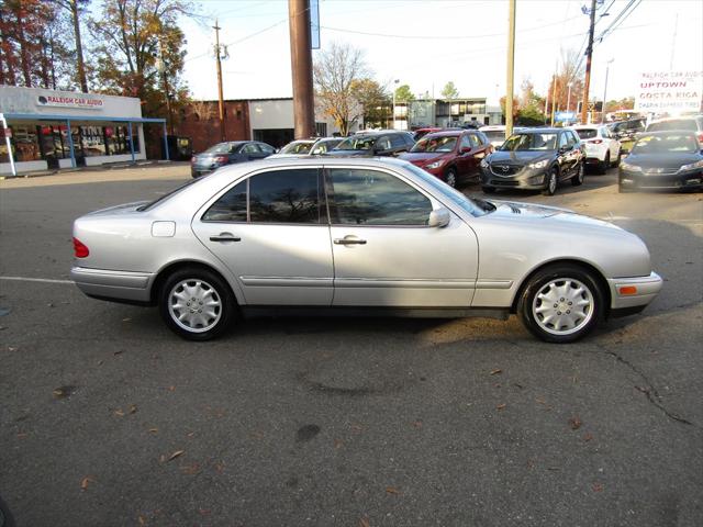 1997 Mercedes-Benz E 320 E320