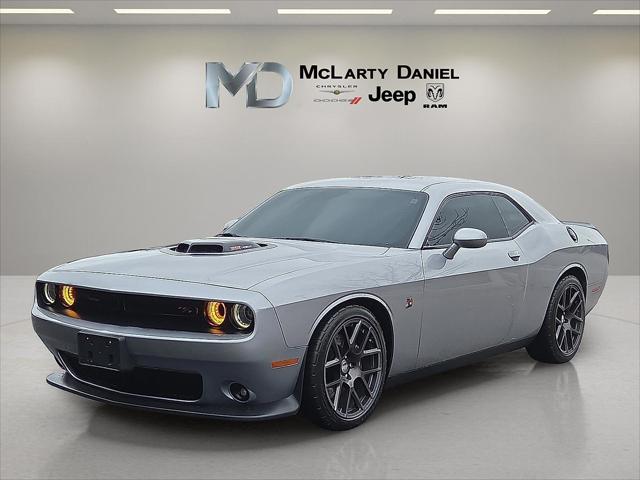 2016 Dodge Challenger 392 Hemi Scat Pack Shaker