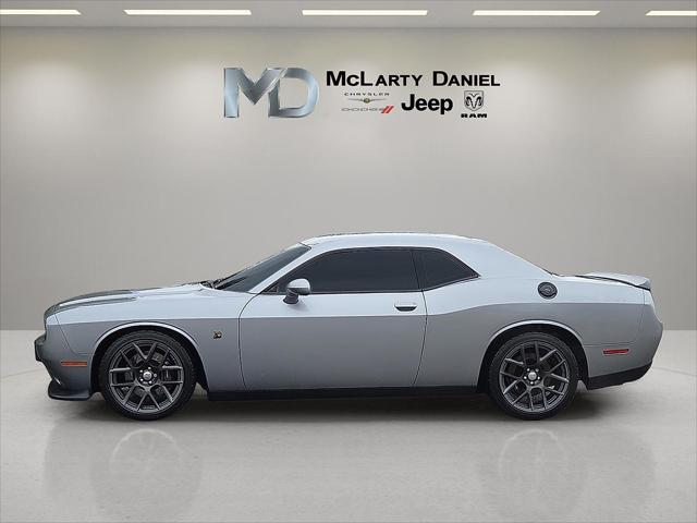 2016 Dodge Challenger 392 Hemi Scat Pack Shaker