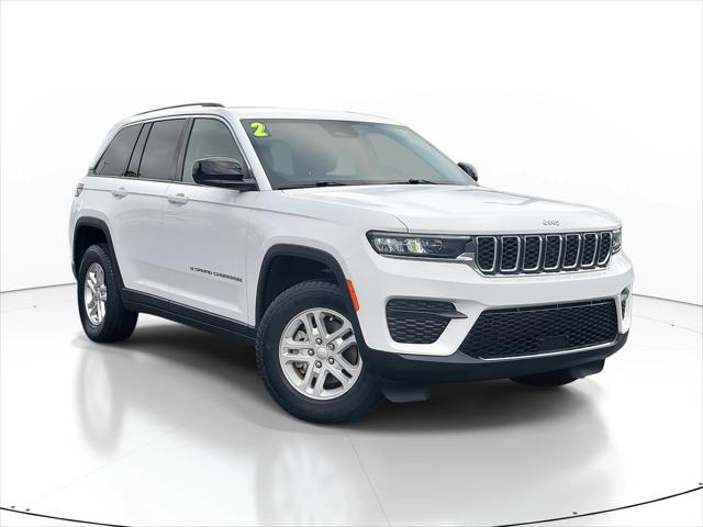 2022 Jeep Grand Cherokee Laredo 4x2 2022 Jeep Grand Cherokee Laredo 4x2