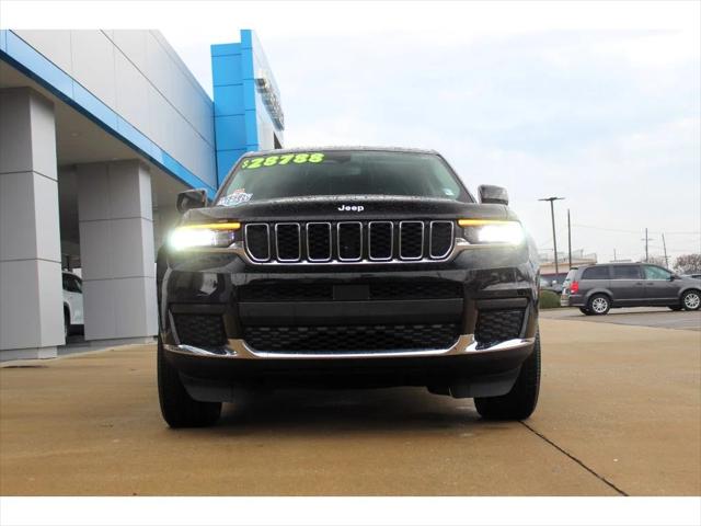 2023 Jeep Grand Cherokee L Laredo 4x4 2023 Jeep Grand Cherokee L Laredo 4x4