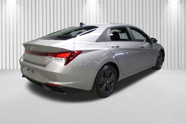 2021 Hyundai Elantra SEL 2021 Hyundai Elantra SEL