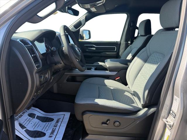 2026 Ram 1500 Lone Star Crew Cab 4x4 5'7" Box