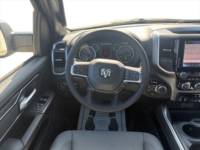 2026 Ram 1500 Lone Star Crew Cab 4x4 5'7" Box