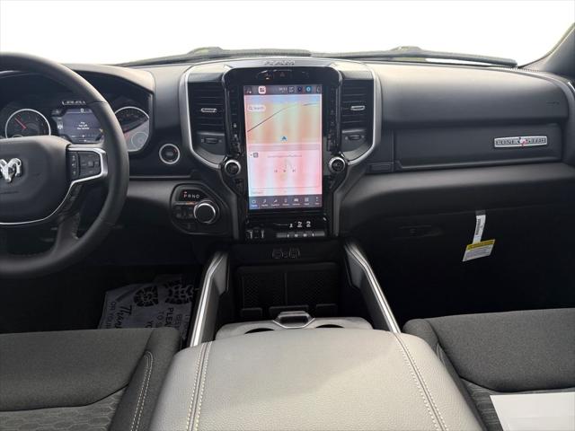2026 Ram 1500 Lone Star Crew Cab 4x4 5'7" Box