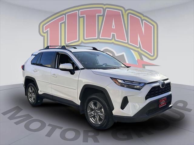 2023 Toyota RAV4 Hybrid XLE [2]