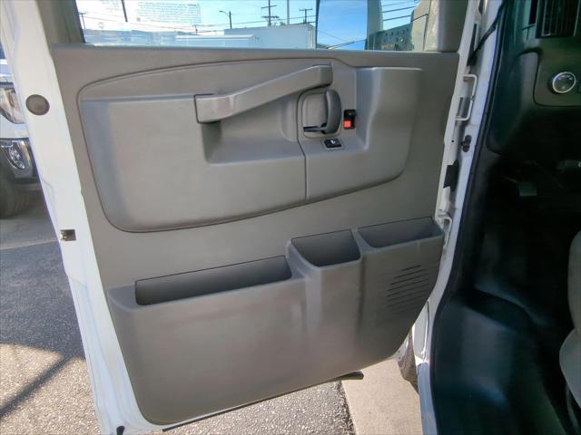 2022 GMC Savana Commercial Cutaway Work Van