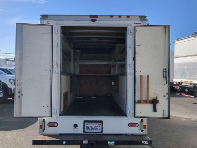 2022 GMC Savana Commercial Cutaway Work Van